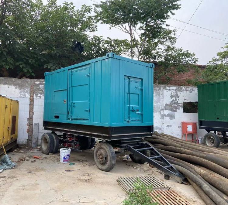 嘉陵柴油发电机机组的控制器是如何操作使用的?