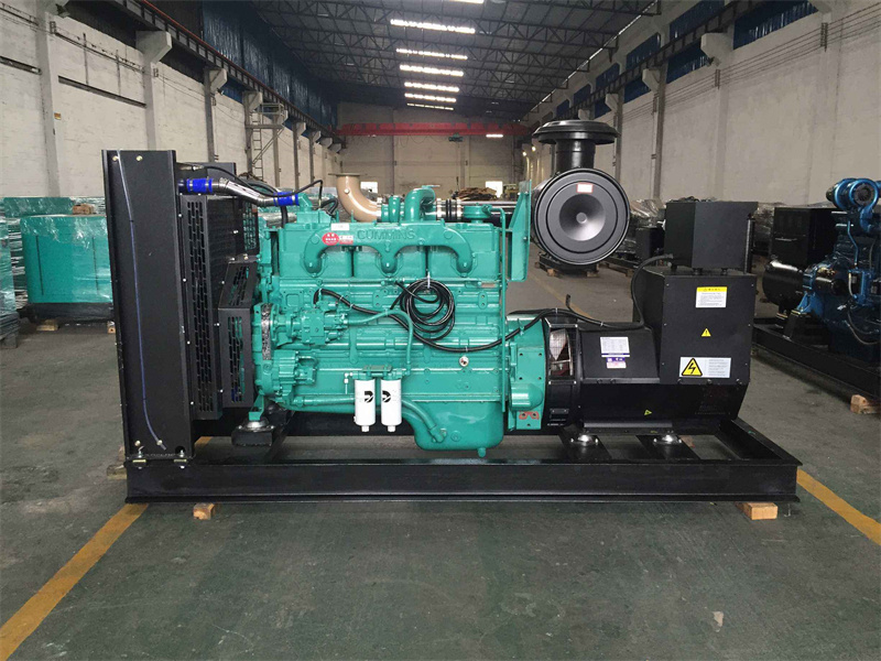 嘉陵柴油发电机组过载运行时降低转速有哪些注意事项？