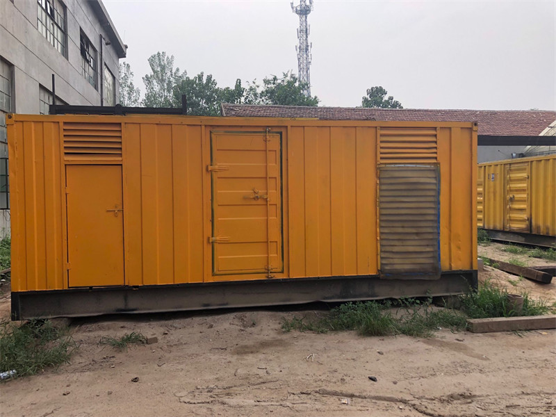 嘉陵发电机出租进行负载测试时，电瓶电量不足的具体判断标准是什么？